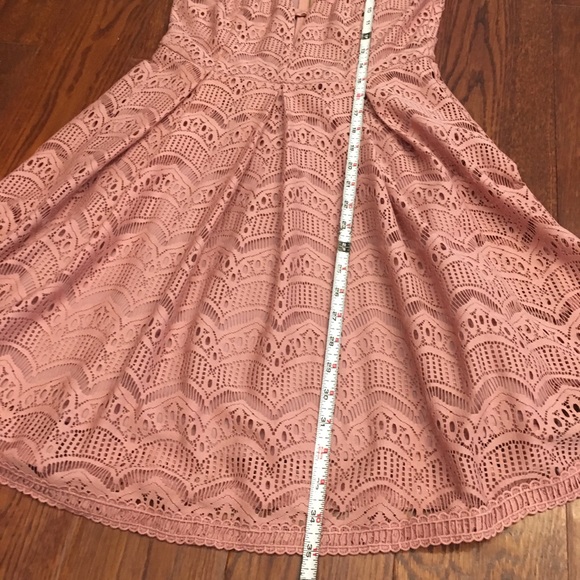 She and Sky Rose Lace Dress - Picture 5 of 6